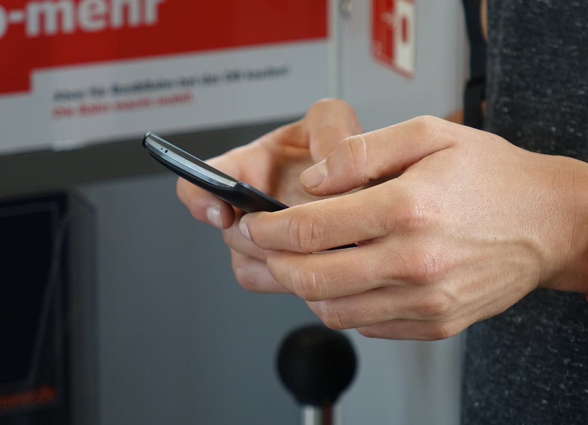 The Types of Reminders That Just Don't Work Anymore - Luma Health