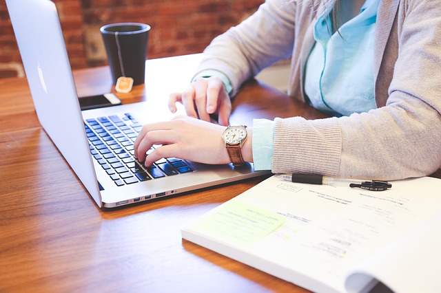 Manage Your Online Reputation in Just 5 Minutes